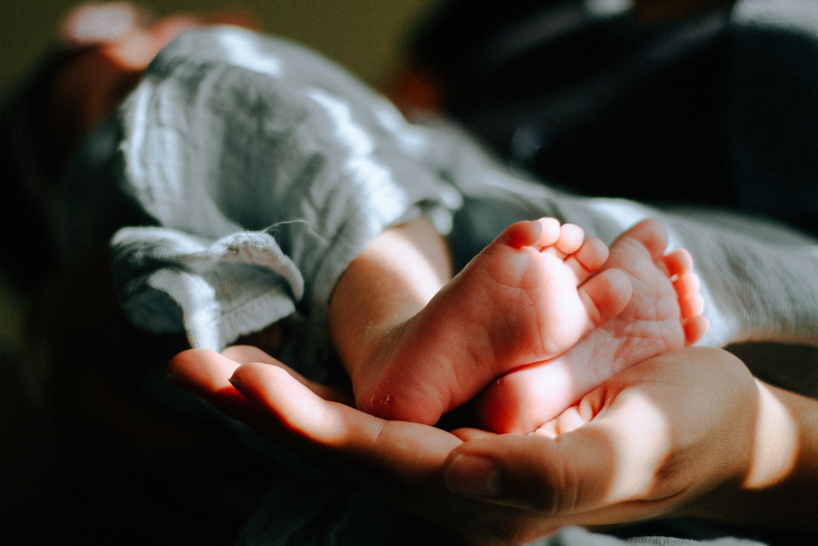A Rural Hospital Birth Reveals ‘One-of-a-Kind Phenomenon,’ Baby Dies Hours Later
