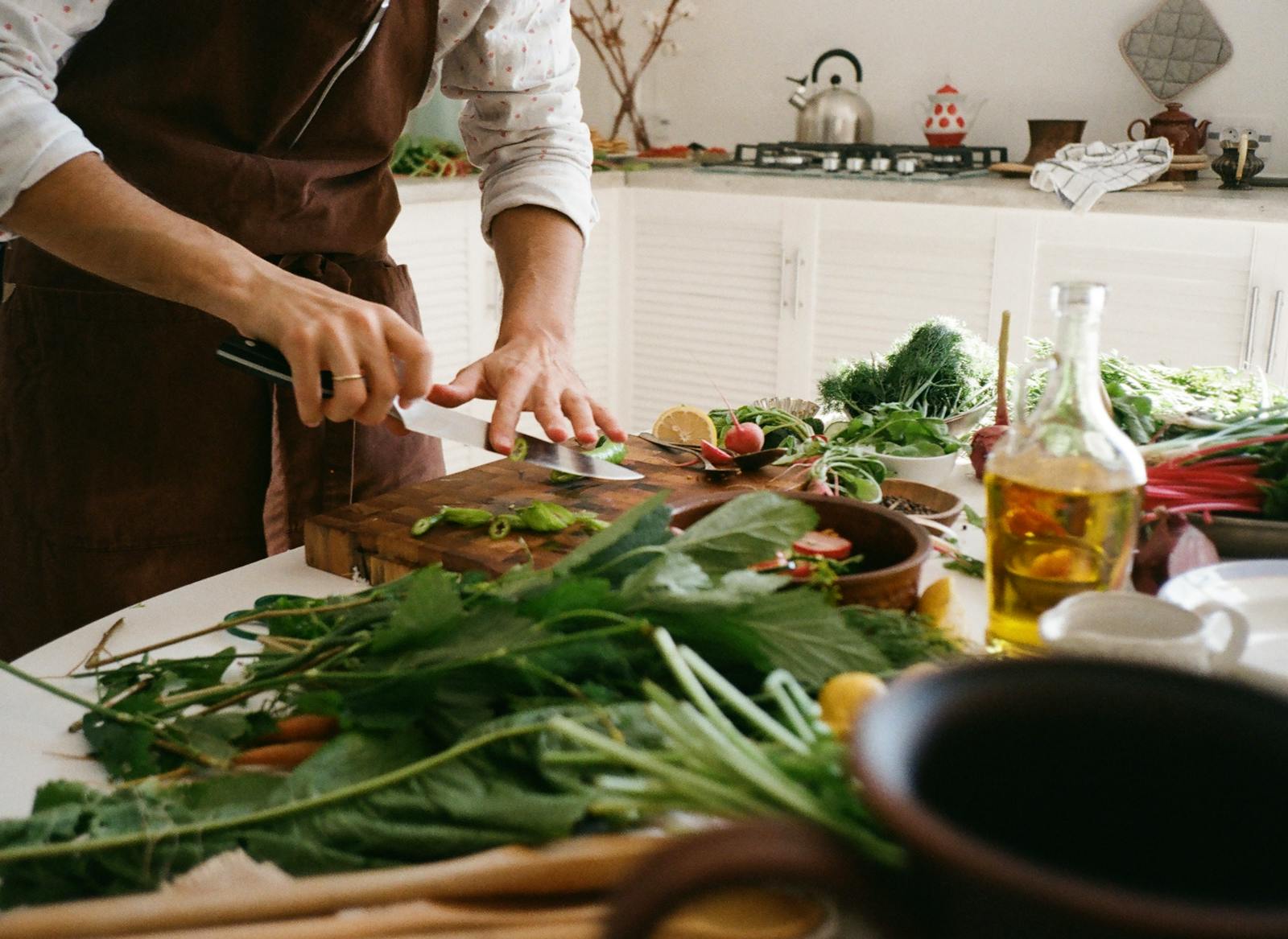 The Unsung Hero: Unveiling the Scientific Secrets of Vinegar and Other Bold Ingredients to Transform Your Pot Roast