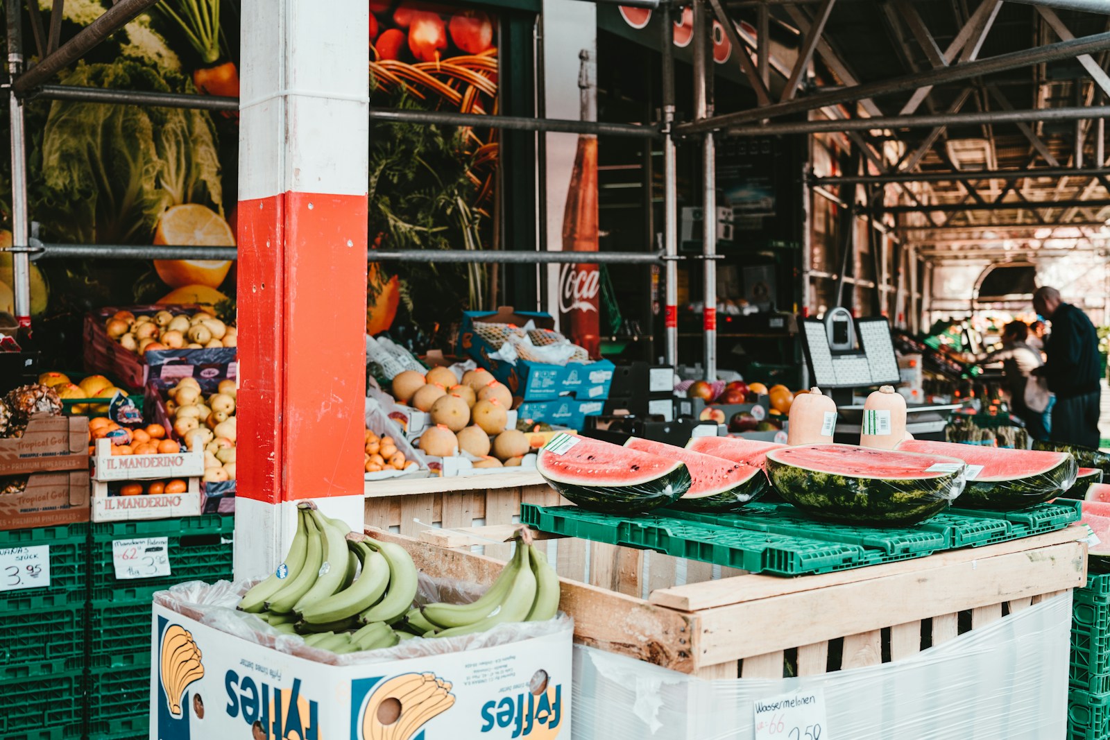I Shopped at an LA Zero-Waste Grocery Store with My Own Containers, and It Completely Revolutionized How I See the Future of Shopping