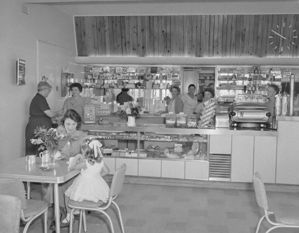 Step Back in Time: A Vintage Photo Journey Through the Iconic 1950s American Diner Experience